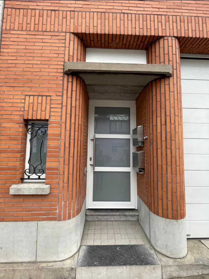 Appartement Avec Exterieur A Proximite De Liege Herstal Luaran gambar